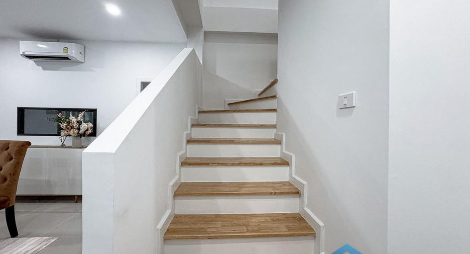 For sale 3 bedrooms house in Bang Lamung, Chonburi
