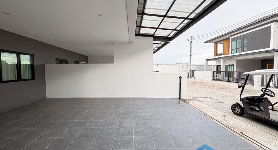 For sale 3 bedrooms house in Bang Lamung, Chonburi