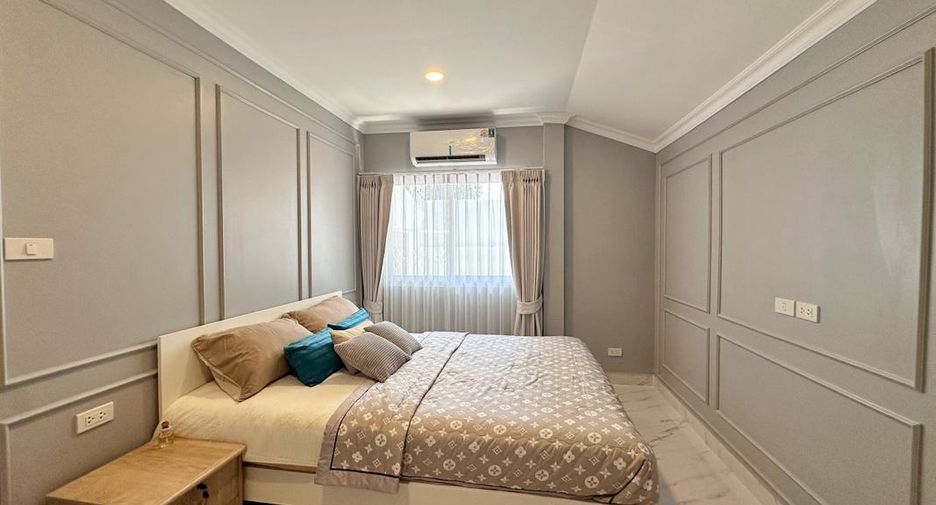Casa en venta de 4 habitaciones en Bang Lamung, Chonburi