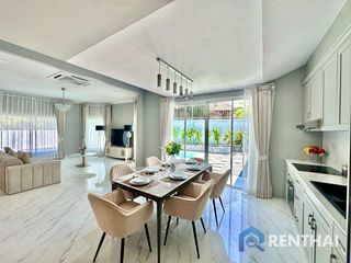Casa en venta de 4 habitaciones en Bang Lamung, Chonburi