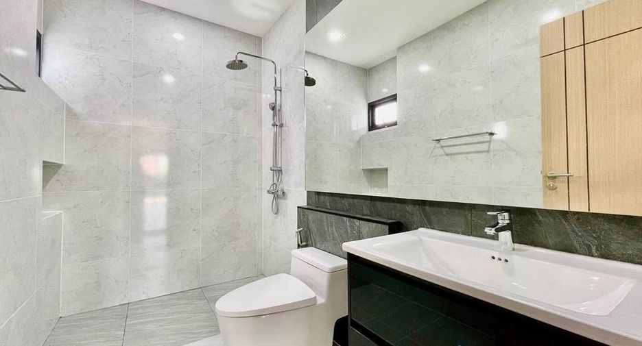 出售 3 卧室 独立屋 在 Bang Lamung, Chon Buri