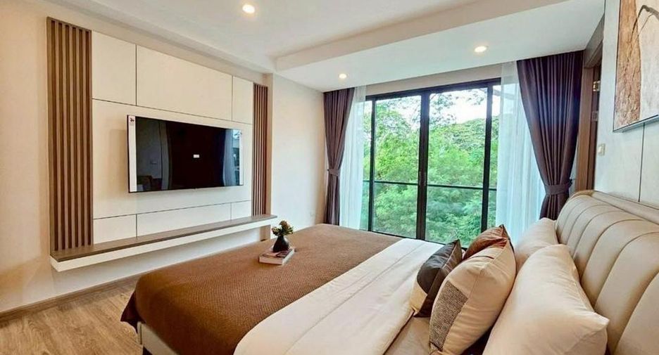 Villa en venta de 4 habitaciones en Bang Lamung, Chonburi