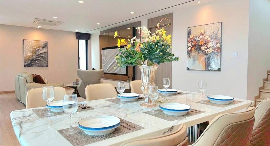 Villa en venta de 4 habitaciones en Bang Lamung, Chonburi
