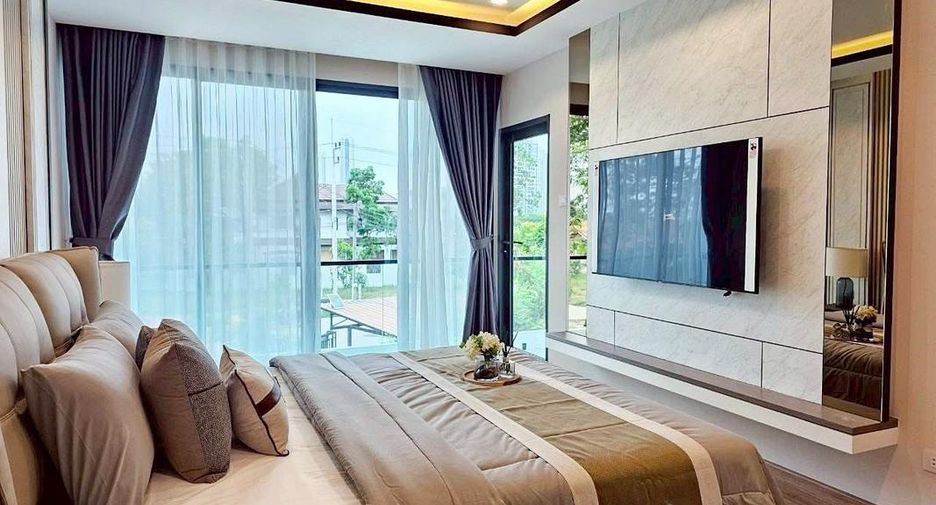 Villa en venta de 4 habitaciones en Bang Lamung, Chonburi