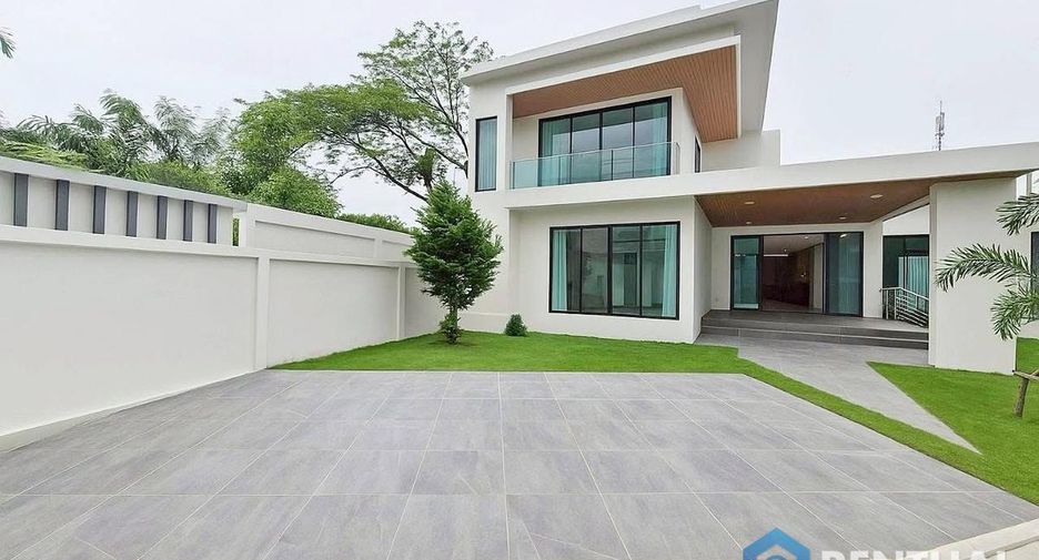 Villa en venta de 4 habitaciones en Bang Lamung, Chonburi