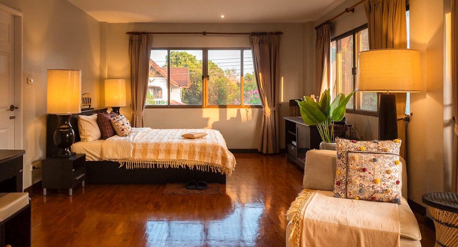 Haus zur Miete mit 4 Zimmer in Mueang Chiang Mai, Chiang Mai