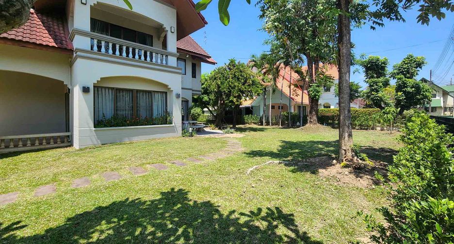 Haus zur Miete mit 4 Zimmer in Mueang Chiang Mai, Chiang Mai