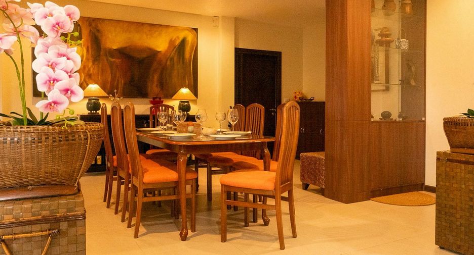 Haus zur Miete mit 4 Zimmer in Mueang Chiang Mai, Chiang Mai