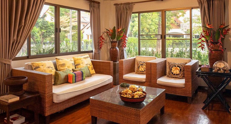 Haus zur Miete mit 4 Zimmer in Mueang Chiang Mai, Chiang Mai