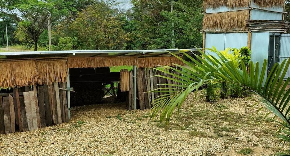 À vendre 5 chambres villa à Mueang Lamphun, Lamphun