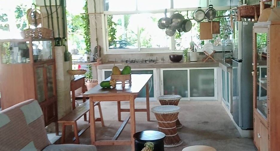 À vendre 5 chambres villa à Mueang Lamphun, Lamphun