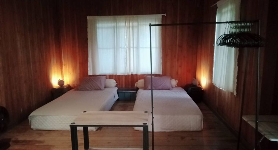 À vendre 5 chambres villa à Mueang Lamphun, Lamphun