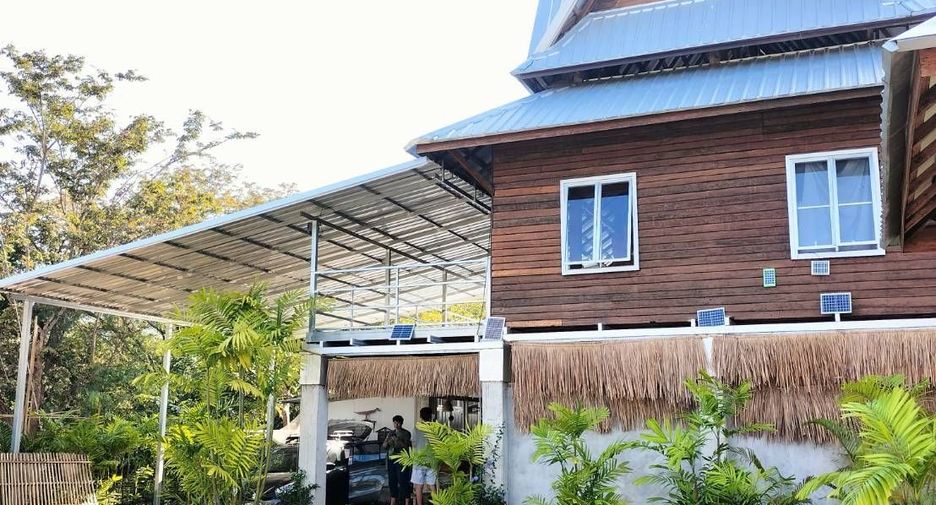 À vendre 5 chambres villa à Mueang Lamphun, Lamphun