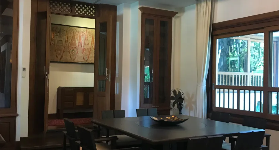 For sale 3 bedrooms house in Mueang Lamphun, Lamphun