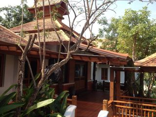 À vendre 3 chambres maison à Mueang Lamphun, Lamphun