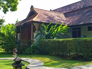 À vendre 3 chambres maison à Mueang Lamphun, Lamphun