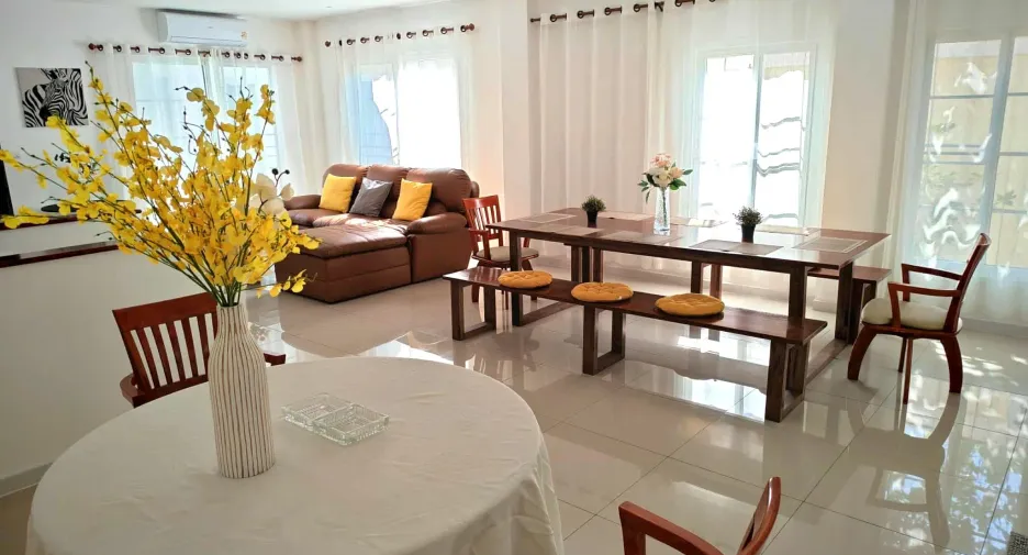 Casa adosada en alquiler de 5 habitaciones en Phasi Charoen, Bangkok