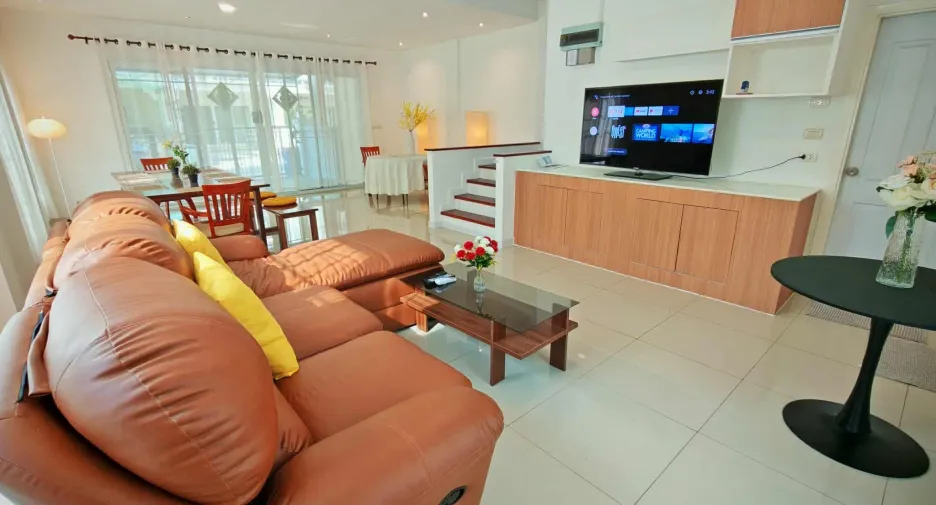 Casa adosada en alquiler de 4 habitaciones en Phasi Charoen, Bangkok