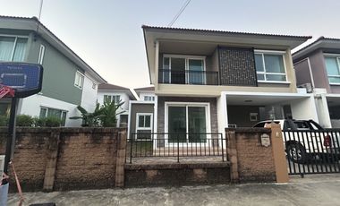 For sale 4 bedrooms house in Prawet, Bangkok