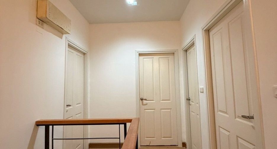 For sale 4 bedrooms house in Prawet, Bangkok