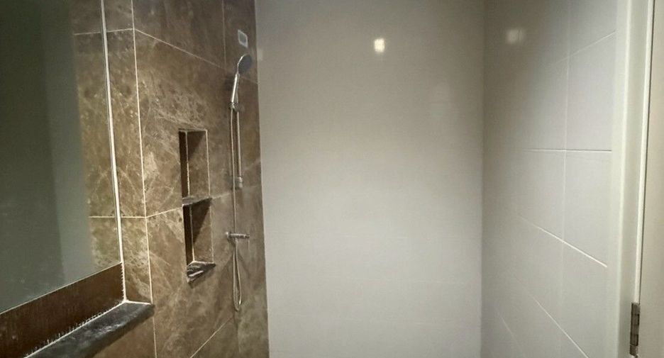 For sale 4 bedrooms house in Prawet, Bangkok