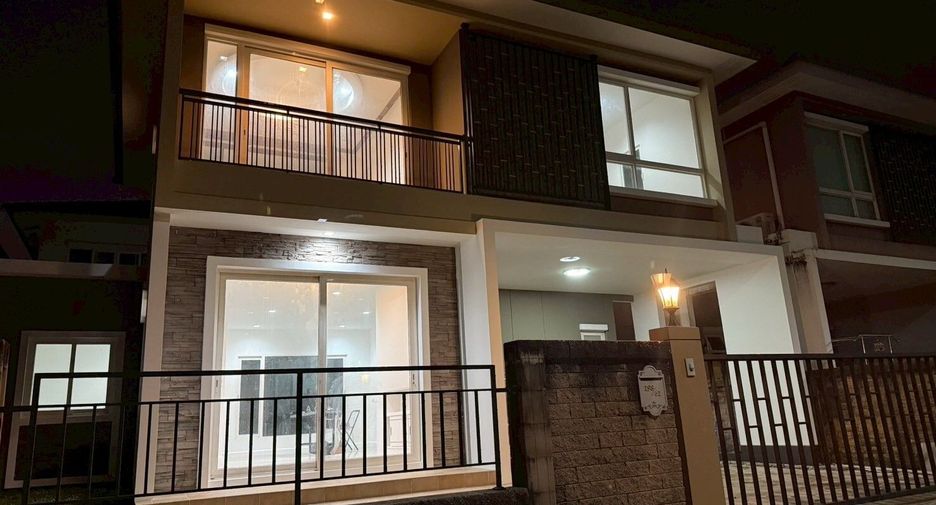 For sale 4 bedrooms house in Prawet, Bangkok