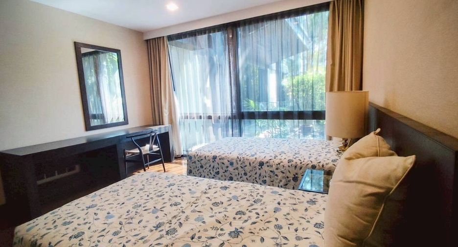 For rent 2 bedrooms apartment in Watthana, Bangkok