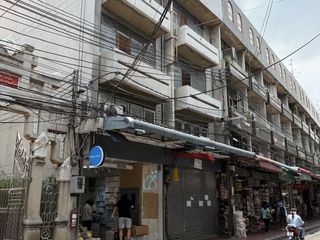 For rent 5 bedrooms retail Space in Samphanthawong, Bangkok
