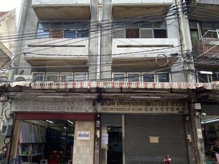 For rent 5 bedrooms retail Space in Samphanthawong, Bangkok