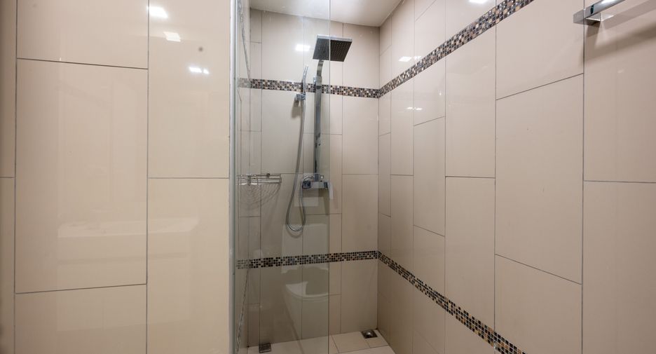 For sale 1 bed apartment in Bang Lamung, Chonburi