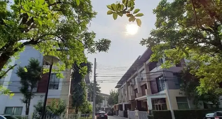 ให้เช่า 3 ห้องนอน ทาวน์เฮ้าส์ ใน ปากเกร็ด, นนทบุรี