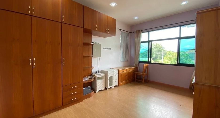 For rent 4 bedrooms house in Doi Saket, Chiang Mai