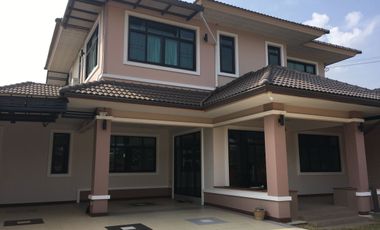 For rent 4 bedrooms house in Doi Saket, Chiang Mai
