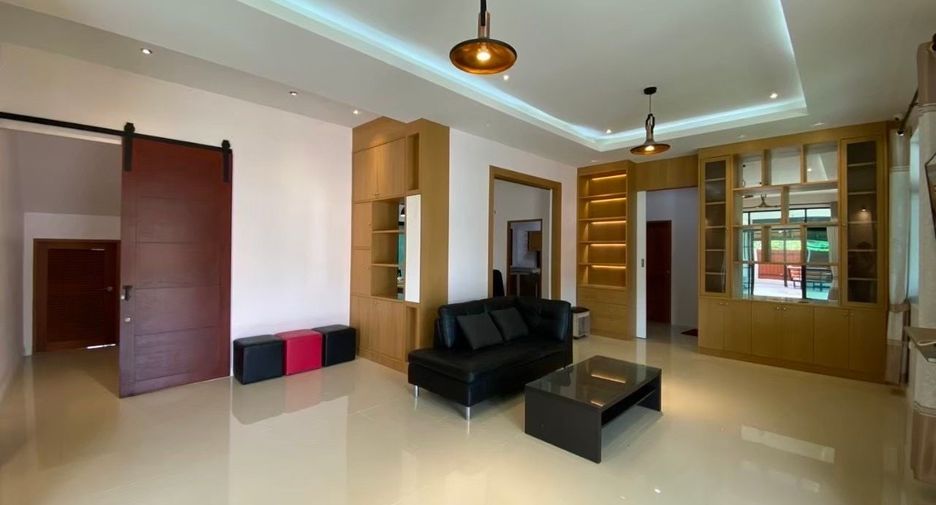 For rent 4 bedrooms house in Doi Saket, Chiang Mai