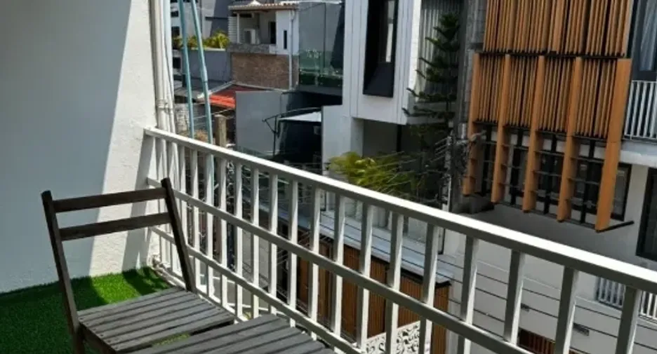 For rent 4 bedrooms townhouse in Sathon, Bangkok