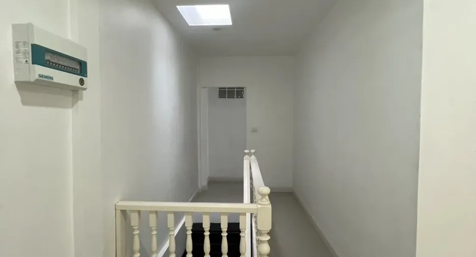 Reihenhaus zur Miete mit 3 Zimmer in Phra Khanong, Bangkok