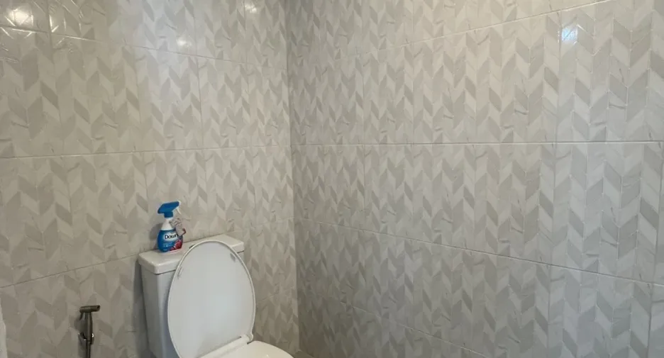 Reihenhaus zur Miete mit 3 Zimmer in Phra Khanong, Bangkok