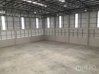 Lagerhaus zur Miete in Bang Phli, Samut Prakan