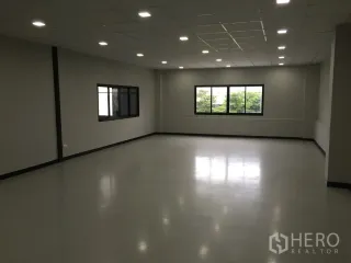 Lagerhaus zur Miete in Bang Phli, Samut Prakan