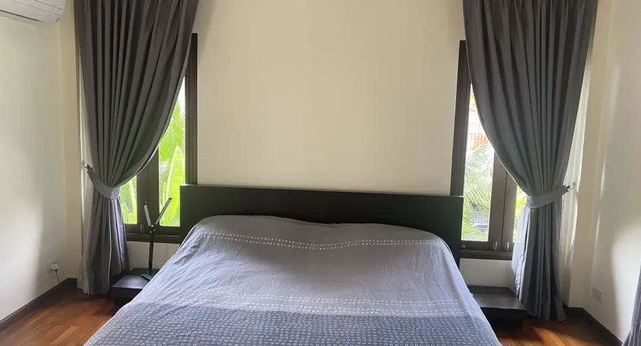 For sale 4 bedrooms house in Bang Khen, Bangkok