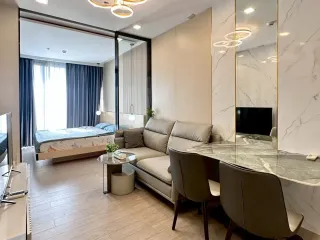 For rent 1 bed condo in Huai Khwang, Bangkok