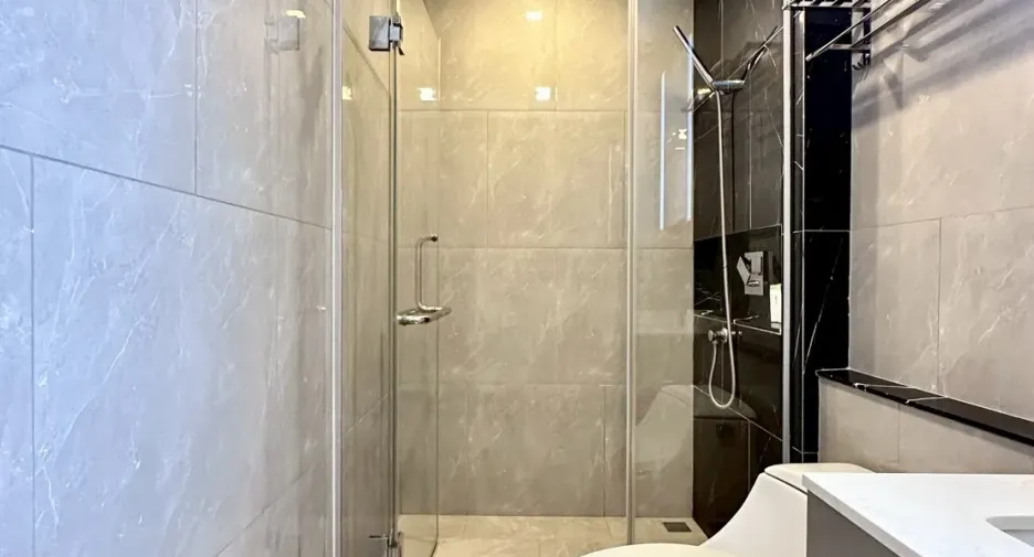 Wohnung zur Miete mit 1 Zimmer in Huai Khwang, Bangkok