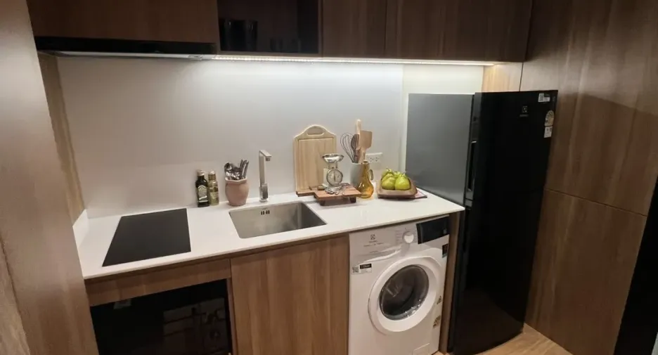 For sale 4 bedrooms condo in Ratchathewi, Bangkok