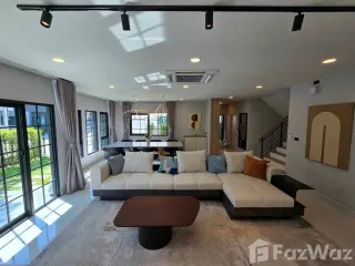For rent 5 bedrooms house in Bang Phli, Samut Prakan