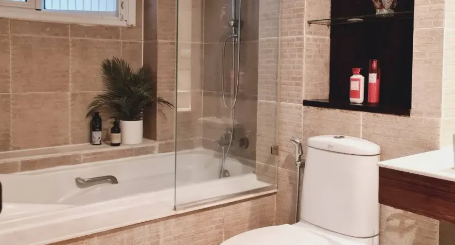 For rent 2 bedrooms condo in Watthana, Bangkok