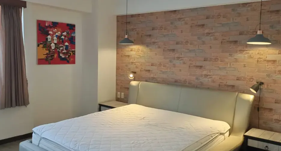 Condo en alquiler de 3 habitaciones en Khlong Toei, Bangkok