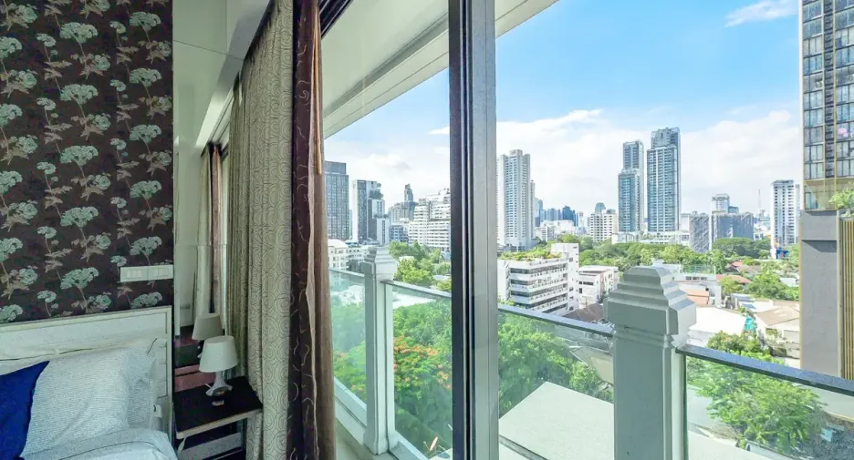 For rent 2 bedrooms condo in Watthana, Bangkok