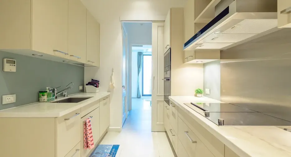 For rent 2 bedrooms condo in Watthana, Bangkok