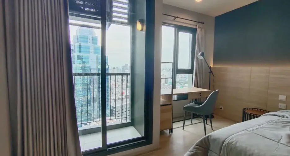For sale studio condo in Pathum Wan, Bangkok