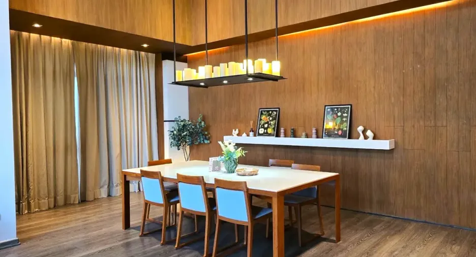 For rent 3 bedrooms condo in Khlong Toei, Bangkok